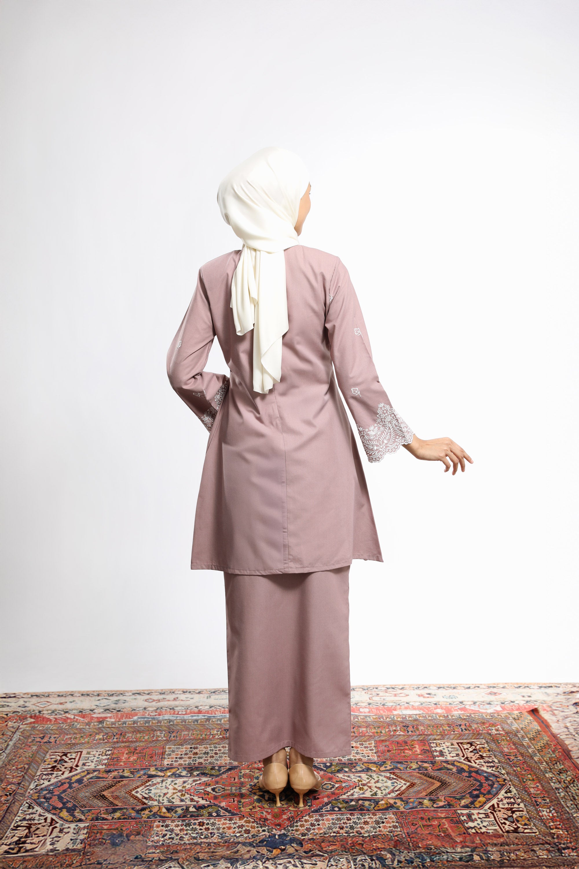 Gema Baju Kurung Dusty Mauve – Qhiam - Main Image